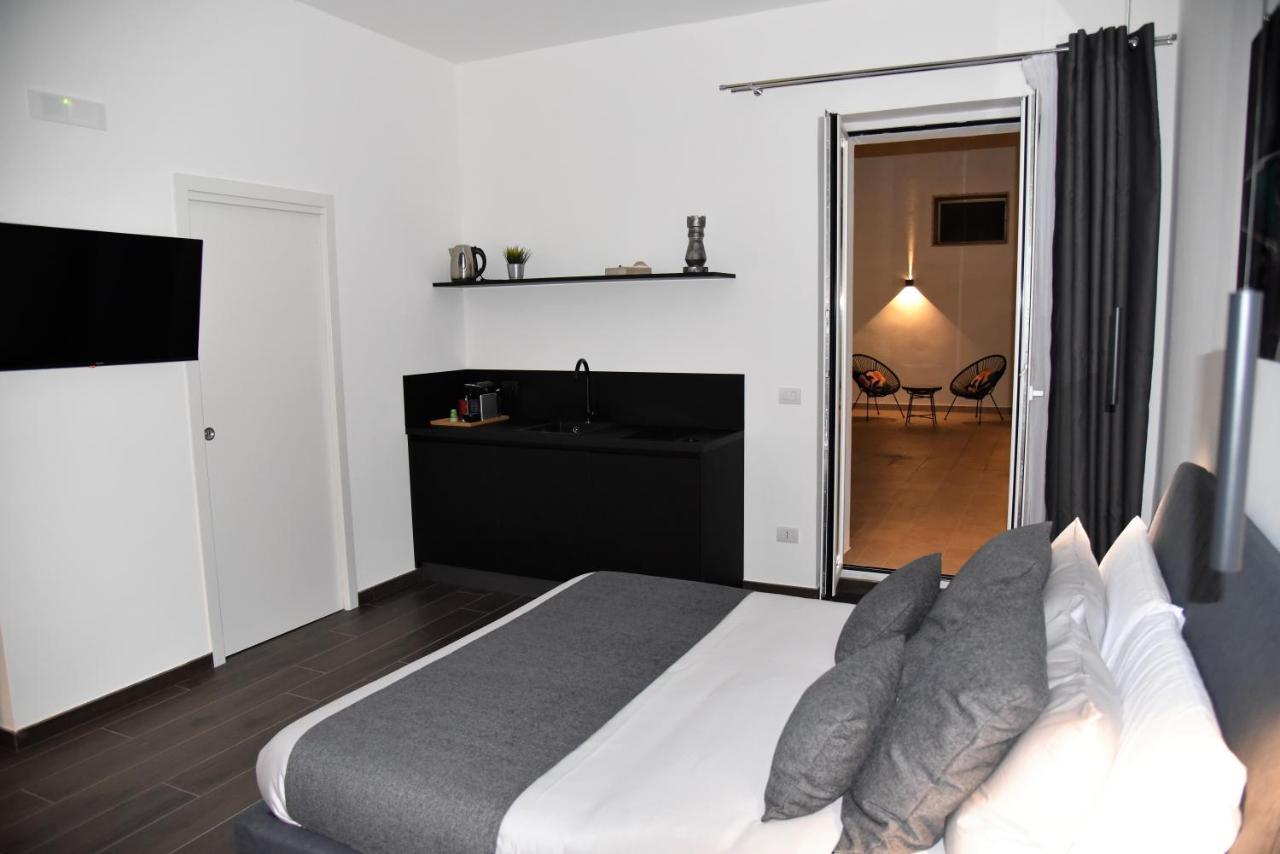Gl Rooms And Apartments Bari Kültér fotó