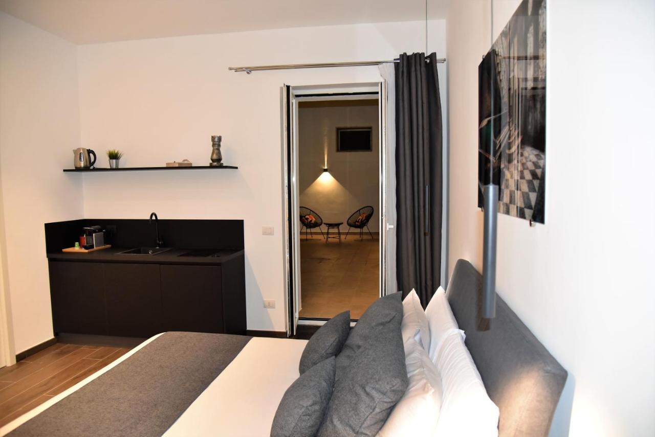 Gl Rooms And Apartments Bari Kültér fotó